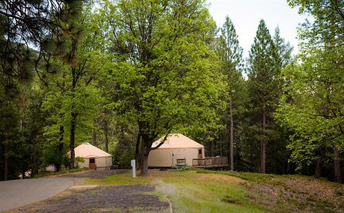Yosemite Lakes Rv Resort Harden Flat Exterior photo
