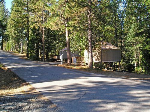 Yosemite Lakes Rv Resort Harden Flat Exterior photo